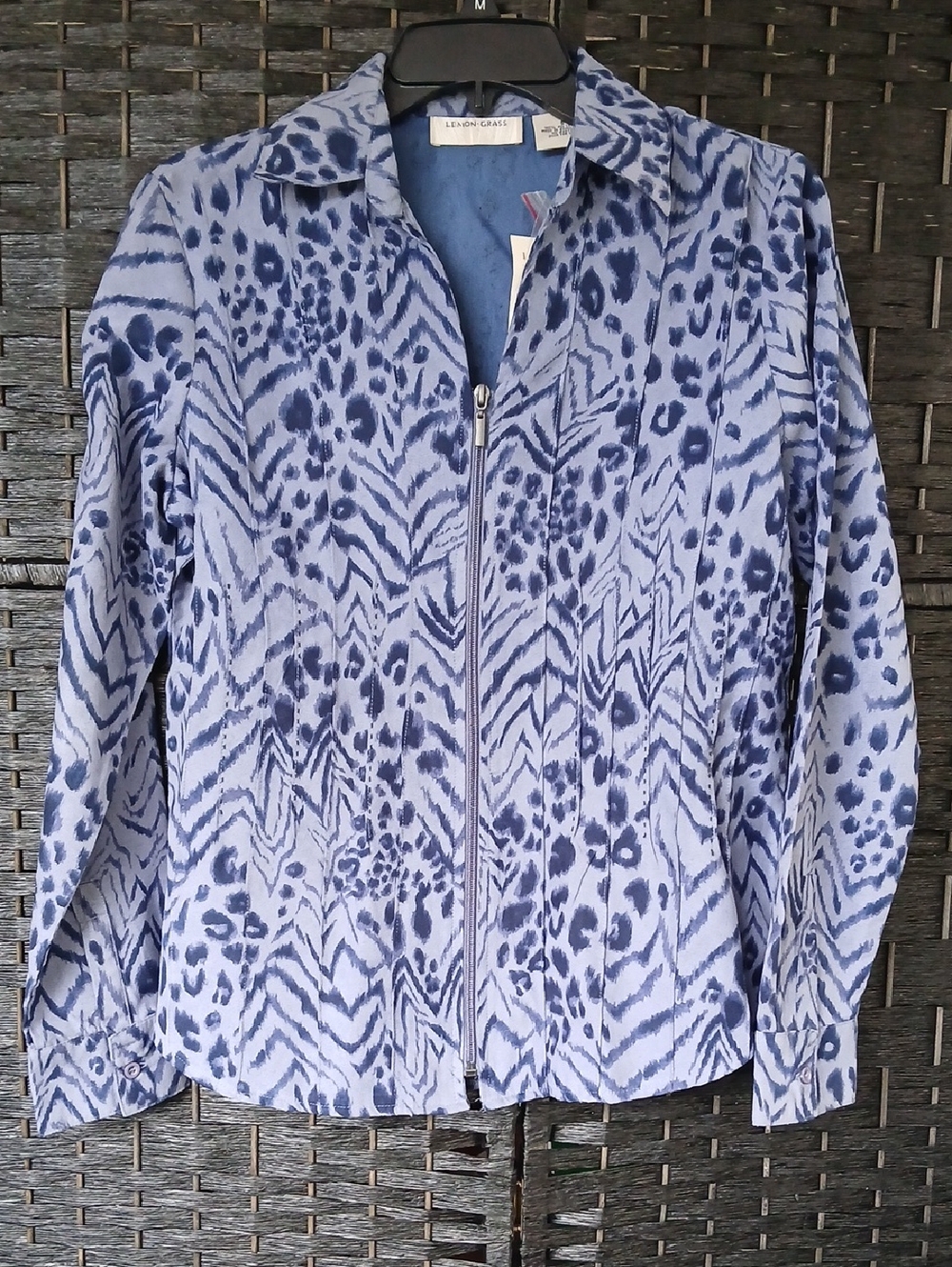 NWT Lemon Grass Blue Animal-Print Pintuck Long Sleeve Blouse Zipper Womens SZ S